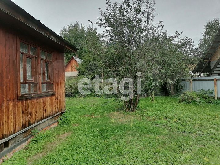 Дом 50,4 м² на участке 11,1 сот.