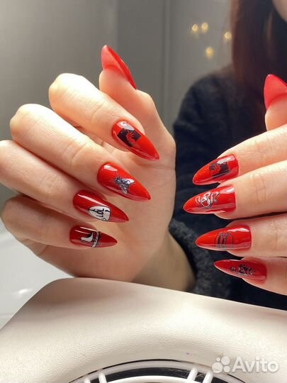 Мастер маникюра