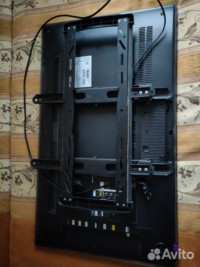 Телевизор Samsung 32