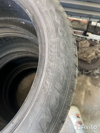 Pirelli Scorpion 285/40 R21 R