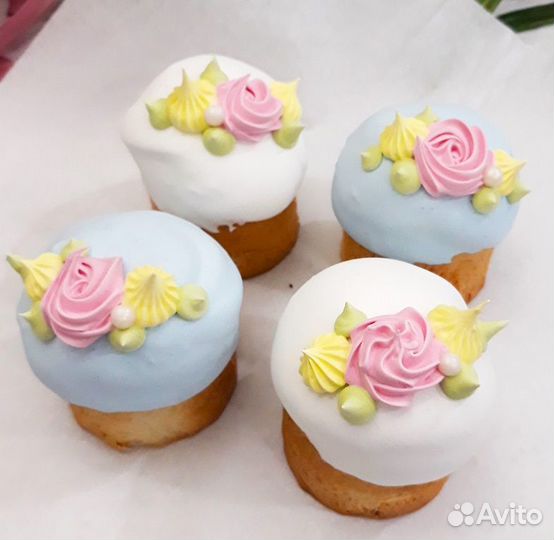 Пасхальные куличи на Радоницу