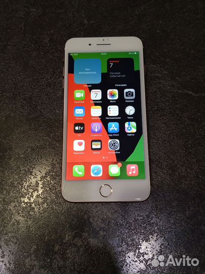 iPhone 8 Plus, 128 ГБ