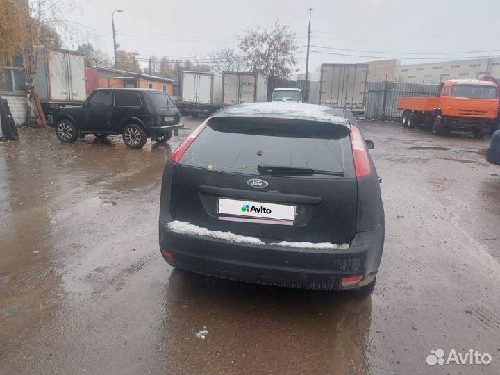 Ford Focus 1.6 МТ, 2006, 313 750 км
