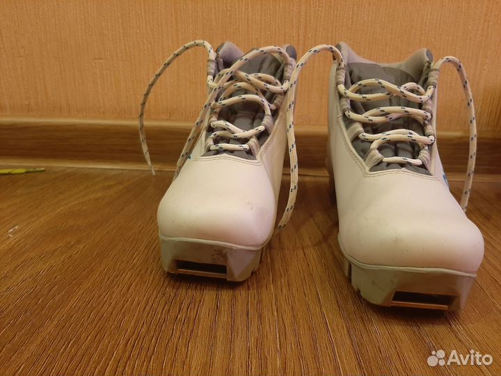 Лыжные ботинки 34 размер