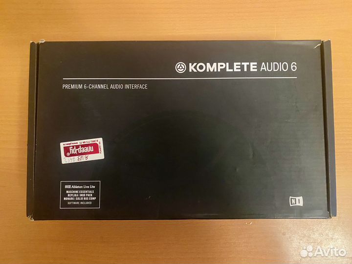 Звуковая карта Komplete audio 6 MK 2