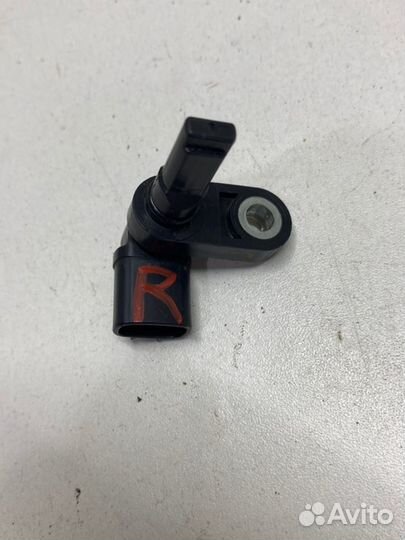 Датчик abs Toyota Land Cruiser 200 2007-2021