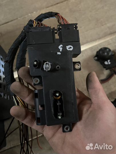 Блок управления сиденьем Audi Q5 8R 2008-2017