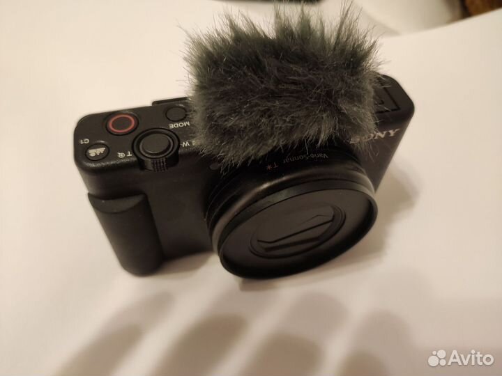 Камера Sony ZV-1