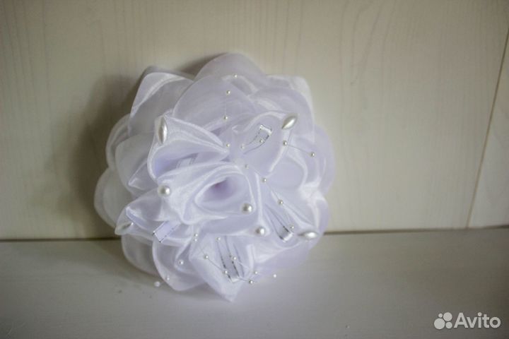 Бант большой на резинке / диаметр 16 см