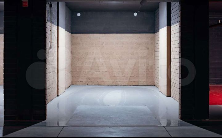 Машиноместо, 13 м²