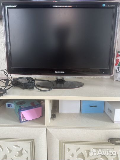 Монитор samsung