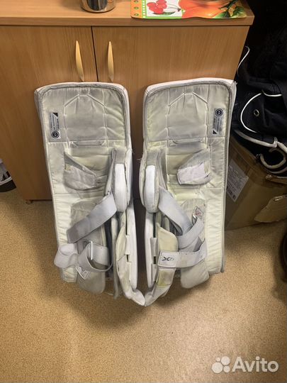 Вратарские щитки bauer sr