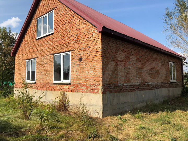 Дом 148 м² на участке 8 сот.