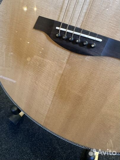 Акустическая гитара Parkwood P630