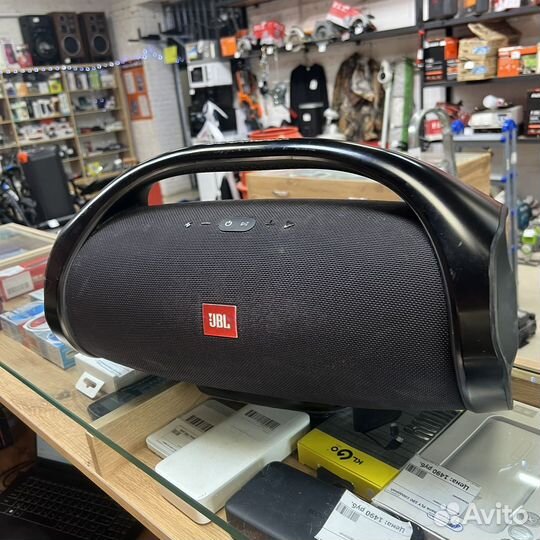 Колонка jbl boombox