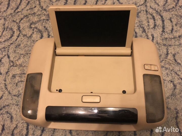 Монитор DVD от Subaru Tribeca