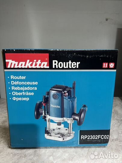 Фрезер makita RP2302FC