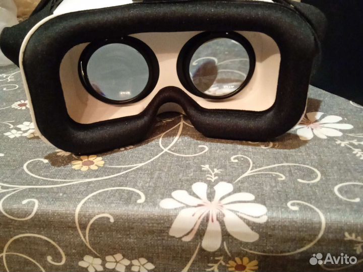 Очки виртуальной реальности для телефона обмен