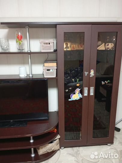 Мебель в зал стенка бу