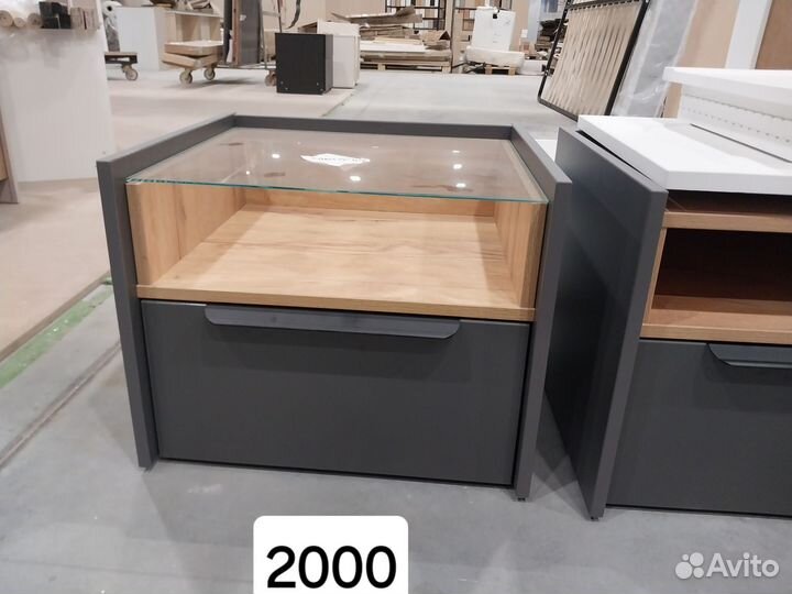 Тумба прикроватная