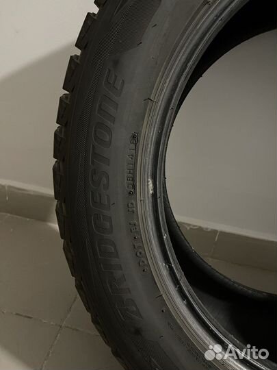 Bridgestone Blizzak DM-V2 285/50 R20