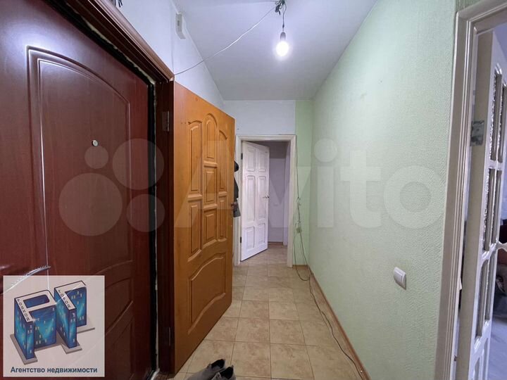 2-к. квартира, 52 м², 3/10 эт.