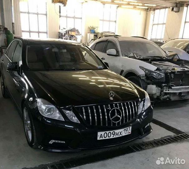 Решётка радиатора GT style для Mercedes E 212 213