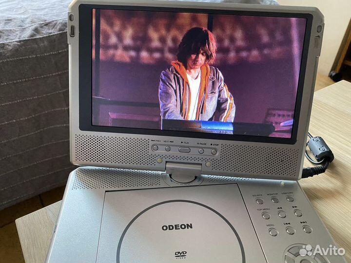 Плеер для путешествий (DVD/CD, флешки и т.д.)