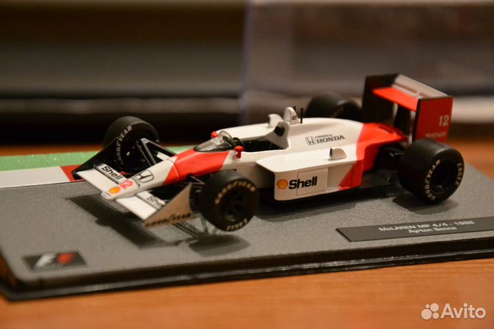 F1 McLaren MP 4/4 - 1988 Ayrton Senna 1:43