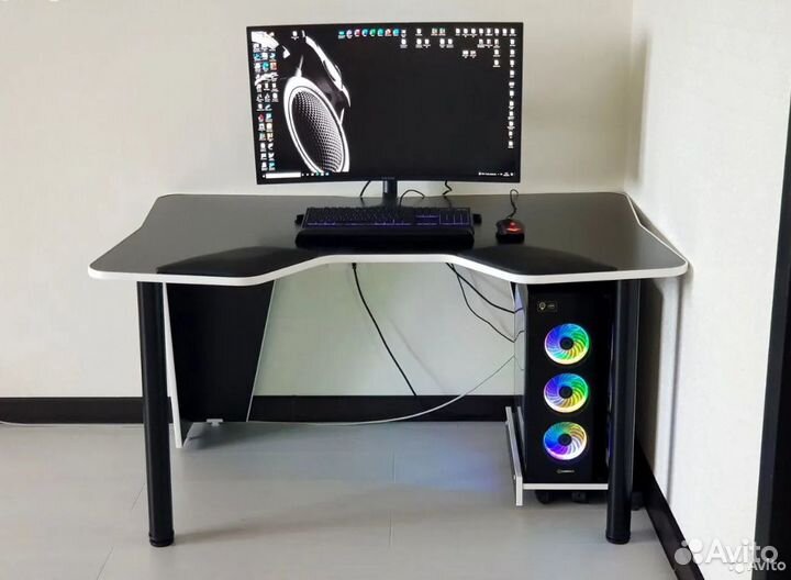 Геймерский стол