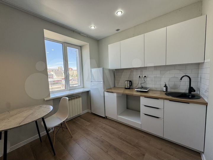 2-к. квартира, 54 м², 4/4 эт.