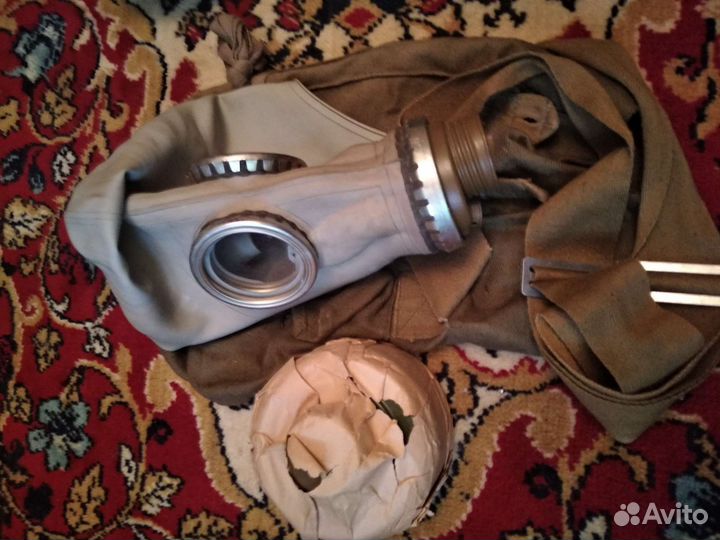 Противогаз