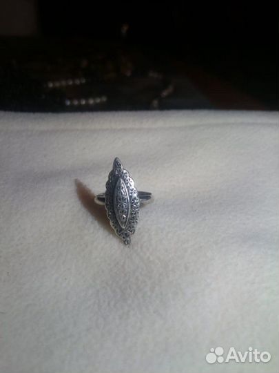 Серебряное кольцо