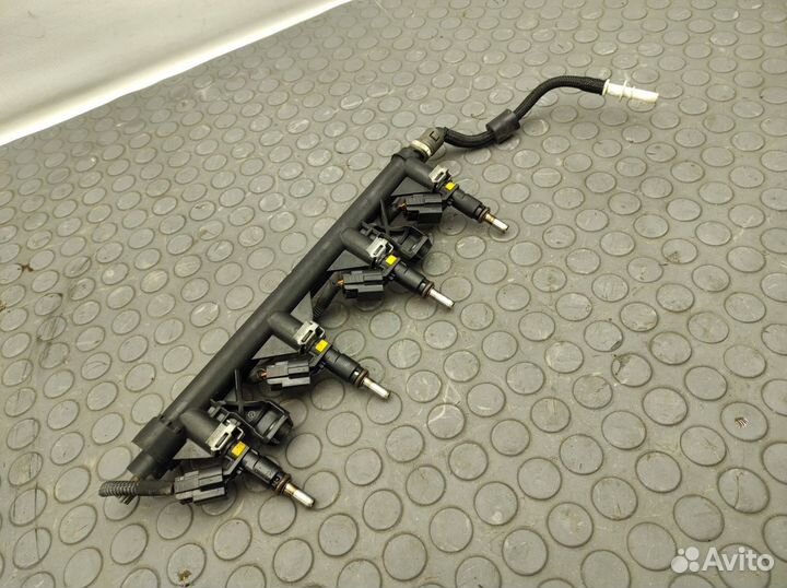 Рампа топливная Peugeot 208 A9 EP6C 1.6 VTI 5F01