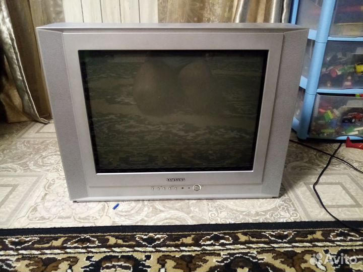 Телевизор samsung
