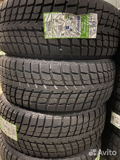 LingLong Green-Max Winter Ice I-15 SUV 255/45 R20 101T