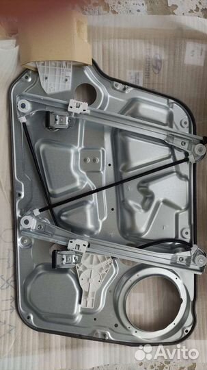 Внутренняя панель двери правый (стеклоподъёмник)