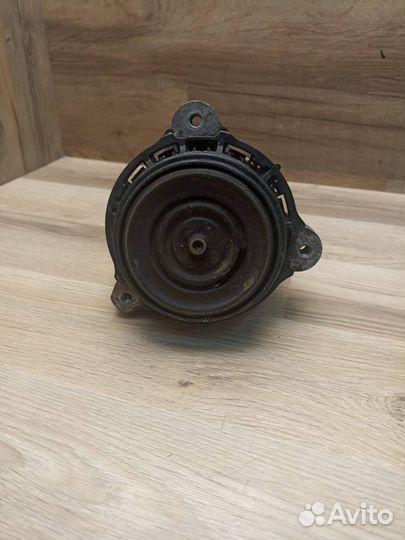 Подушка крепления двигателя передняя левая BMW X3