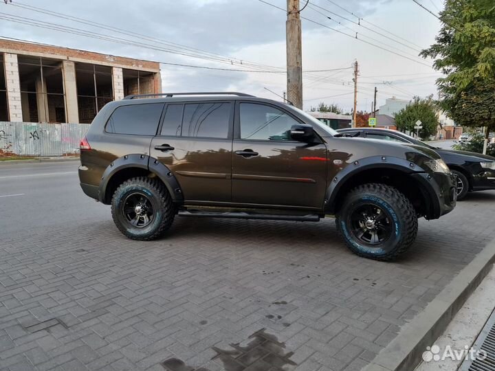 Mitsubishi Pajero Sport 2.5 AT, 2014, 125 000 км