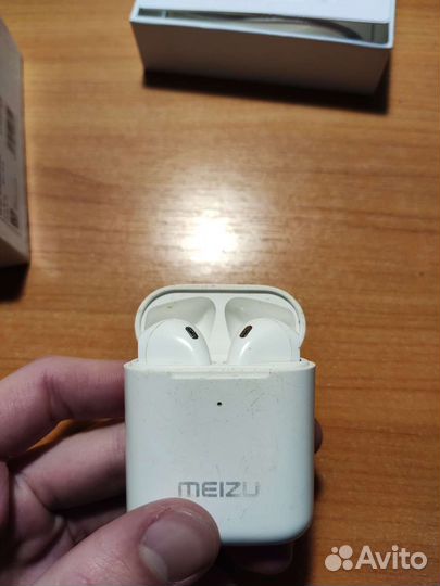 Беспроводные наушники Meizu Buds