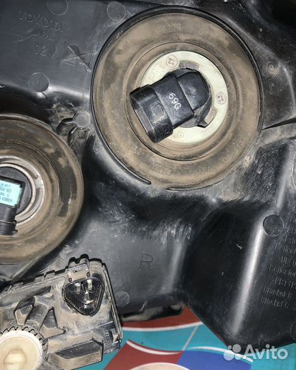 Фара передняя на тойота прадо 150