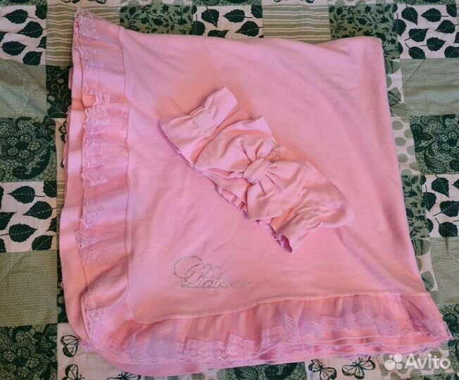 Плед летний на выписку хлопковый с рюшами и бантом