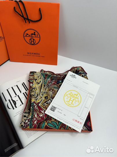 Шелковый платок Hermes