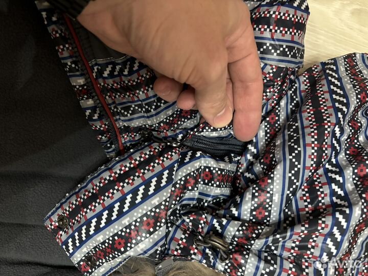 Продам комплект верхней одежды для детей