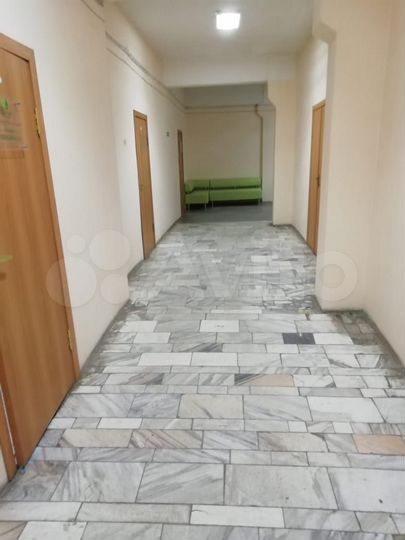 Офисные помещения, 1679.7 м²
