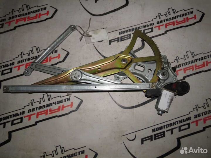 Стеклоподъемник toyota mark II mark II blit veross