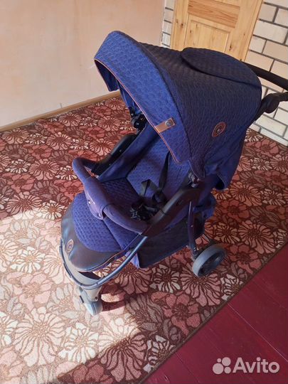 Прогулочная коляска infiniti