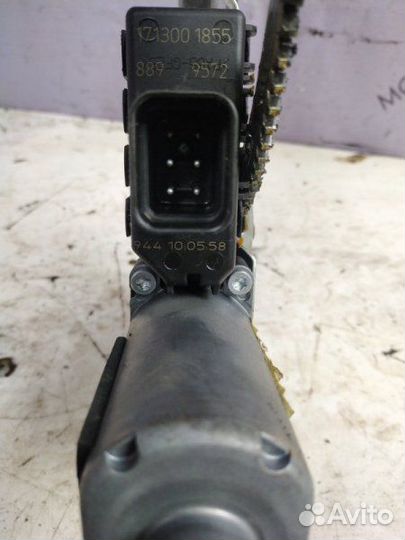 Стеклоподъемник передний правый Opel Astra H купе