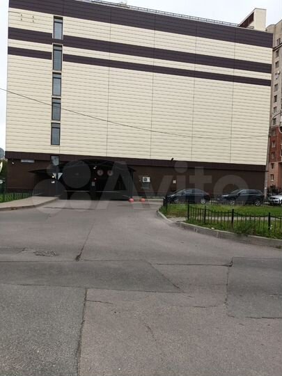 Машиноместо