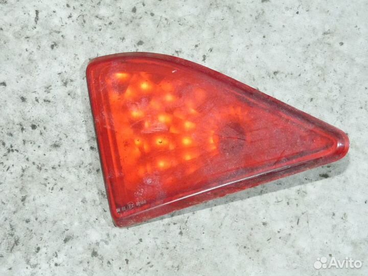 Стоп-сигнал задней двери рено мастер 3